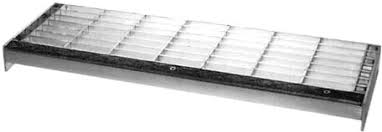 STAIR TREAD 10-15/16 x 30' SERR