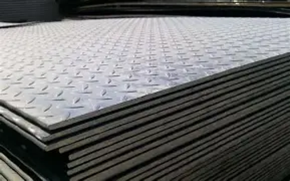 FLOOR PLATE 1/4" x 4' x 8' HR